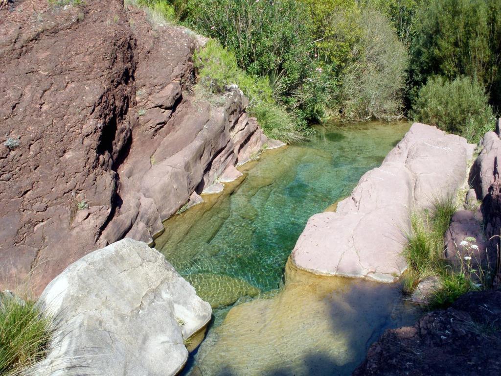 Hotel Restaurante Vinas Viejas Fuentes de Ayódar المظهر الخارجي الصورة