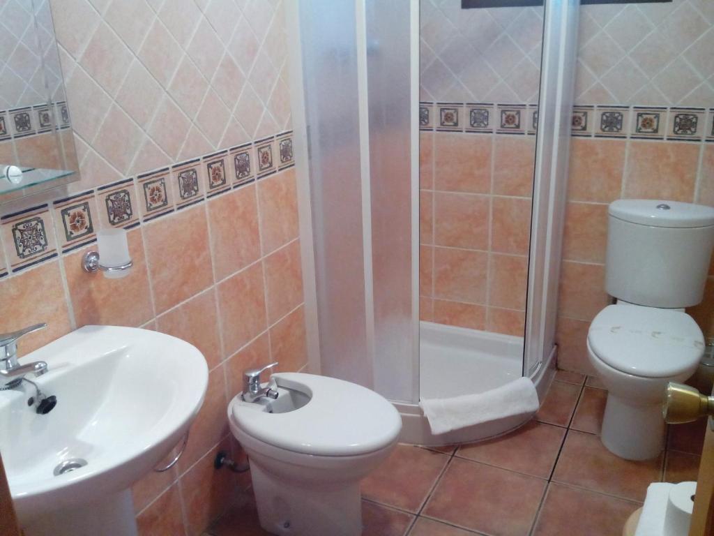 Hotel Restaurante Vinas Viejas Fuentes de Ayódar المظهر الخارجي الصورة