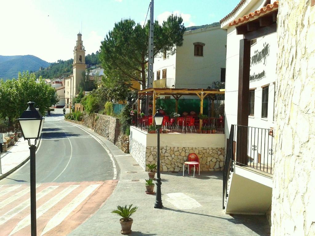 Hotel Restaurante Vinas Viejas Fuentes de Ayódar المظهر الخارجي الصورة