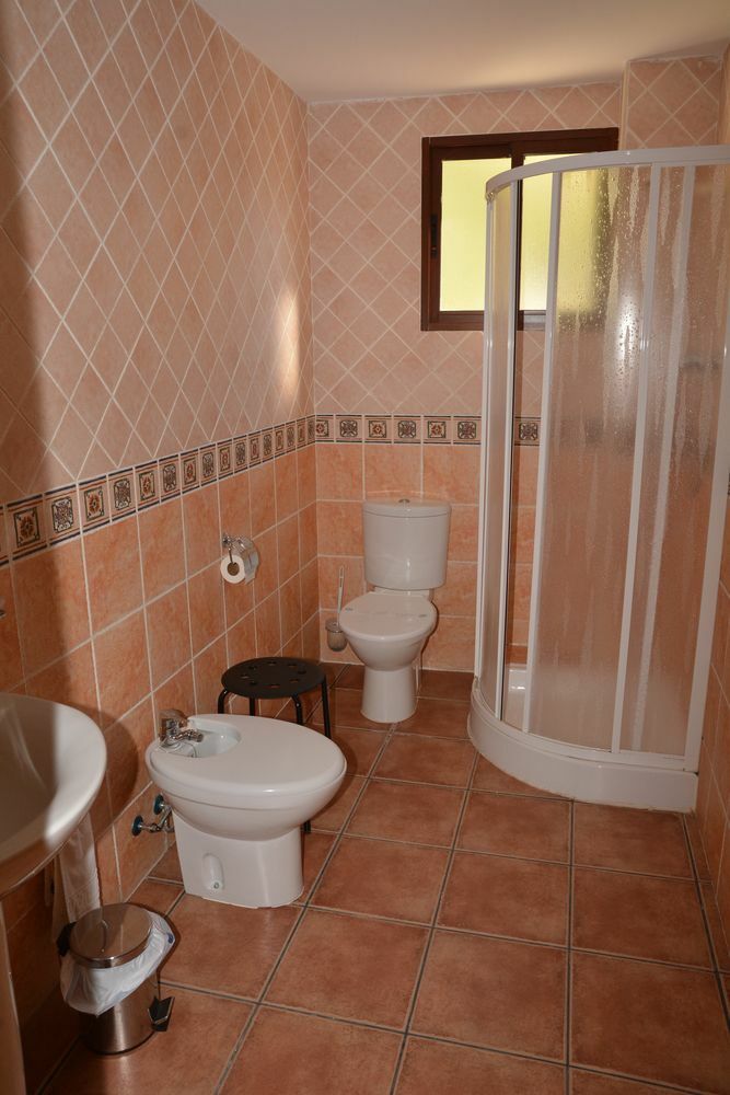 Hotel Restaurante Vinas Viejas Fuentes de Ayódar المظهر الخارجي الصورة